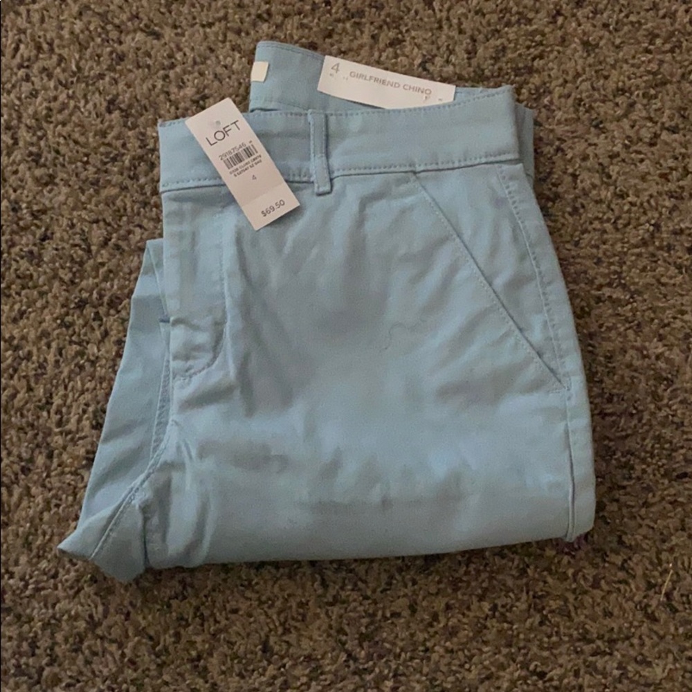 LOFT Girlfriend chino’s